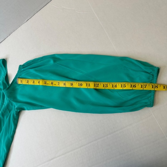 Lilly Pulitzer Silk Blend Finch Long Sleeve Teal Top Size Medium - Picture 9 of 11
